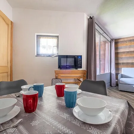 Superbe Avec Parking Gratuit En Centre Et Aux Pieds Des Pistes Apartment