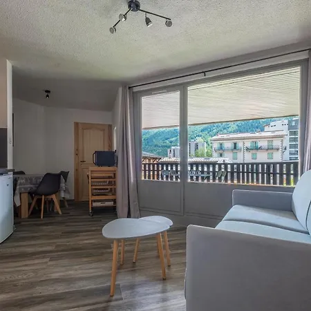 Superbe Avec Parking Gratuit En Centre Et Aux Pieds Des Pistes Appartement